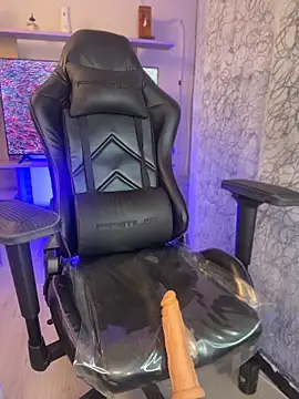 saracaball_'s Live XXX Chat