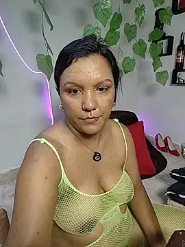 Capricornio_ Chat XXX in diretta
