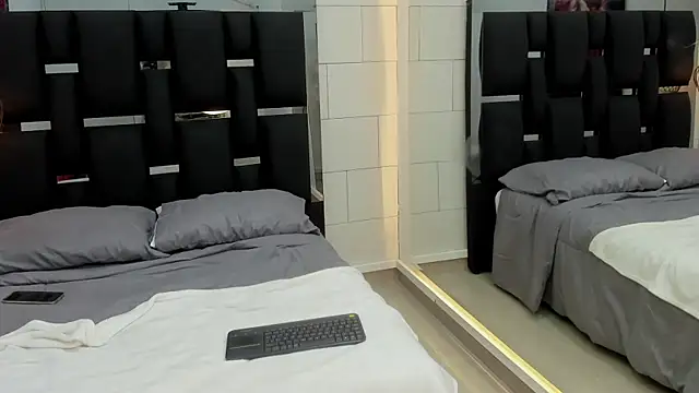 Živý XXX chat Daphne_Leia