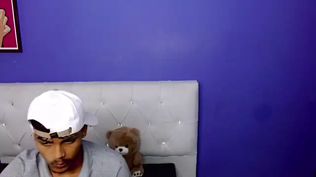 Angel_foxc13 Chat XXX live