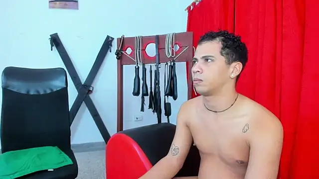 دردشة Mateo_and_Jose الجنسية المباشرة