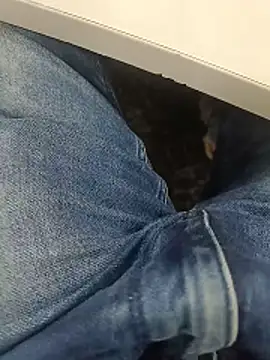Desiboy_slaveForGirls 在線直播表演