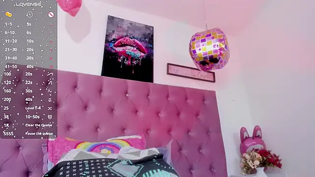 צ'אט XXX בשידור חי של Aily_star