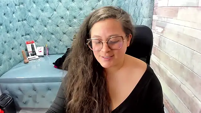 Sarah_Boobs_ Live XXX Chat