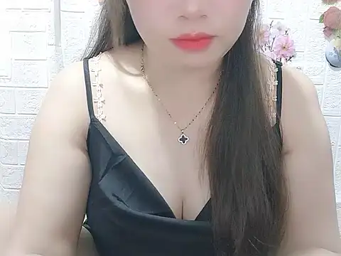 Chat XXX en directo de Kimlii-lie
