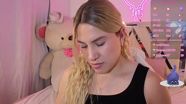 saaya_tayn Live XXX chat
