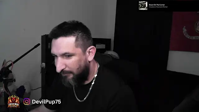 DevilPup75_ élő XXX-chatje
