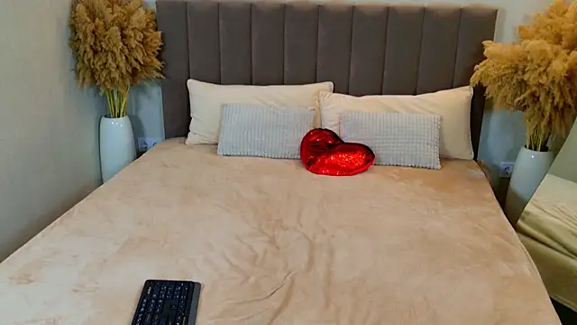 Chat +18 de EdenSolis ao vivo