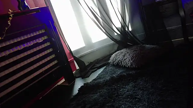 alissa4blondeのライブXXXチャット