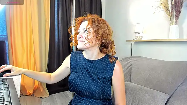 Chatroom XXX en direct de Julia_Suny
