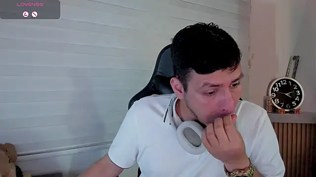 Rick_Adams élő XXX-chatje