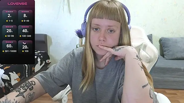 Živý XXX chat June_shy0
