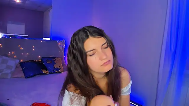 Laura_Leee Chat XXX live
