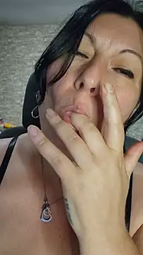 LeillaaX 라이브 XXX 채팅