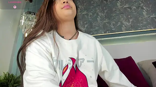 MiaKay1 Chat XXX live