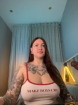 Czat XXX na żywo – Tattitude_