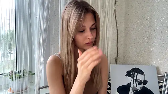 JoliPlatinums – Live XXX-chat
