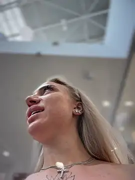 pinkstar_'s Live XXX Chat