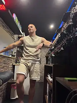 XXX chat uživo modela trainwithme