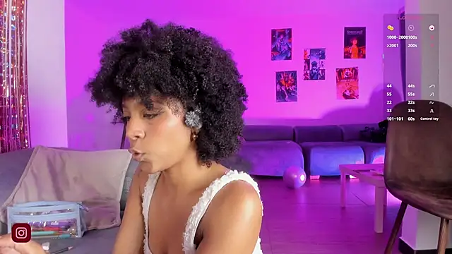 kiryB Chat XXX in diretta