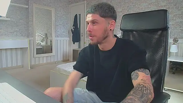 JonahShaw 라이브 XXX 채팅