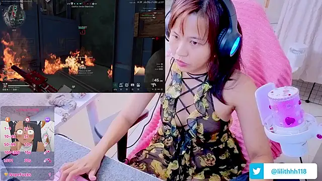Chat +18 de Kana_G ao vivo