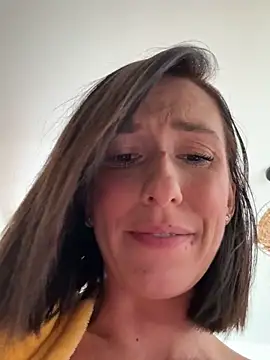 Chat +18 de lola_tentatiion ao vivo