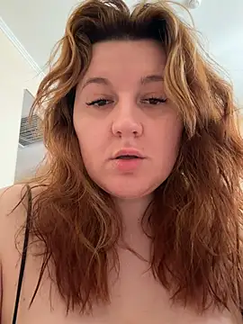 Chat +18 de Monika_Reyes ao vivo