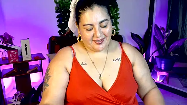 Chatroom XXX en direct de AndreaKinky