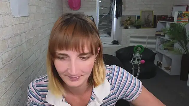 Nika_Kitten Obrolan Langsung XXX