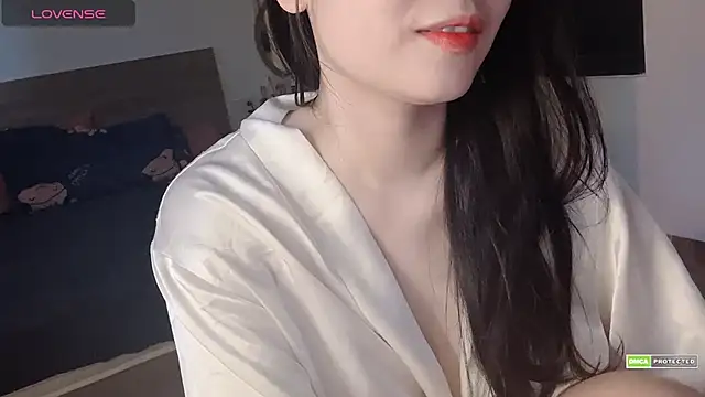 _Meowww_ Adlı Modelin Canlı XXX Sohbeti