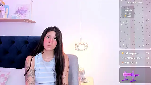 Dulce_andrea__ Adlı Modelin Canlı XXX Sohbeti