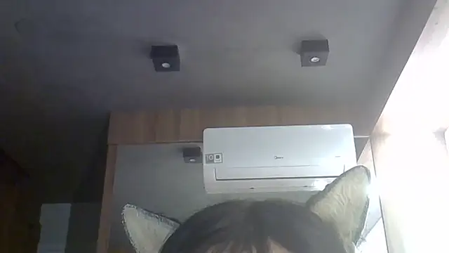 Chat XXX ao vivo de SkinnyKitten