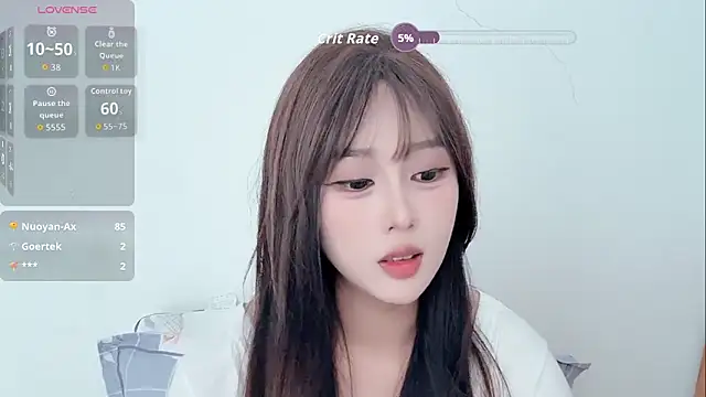 Chat XXX en directo de --YaoYao