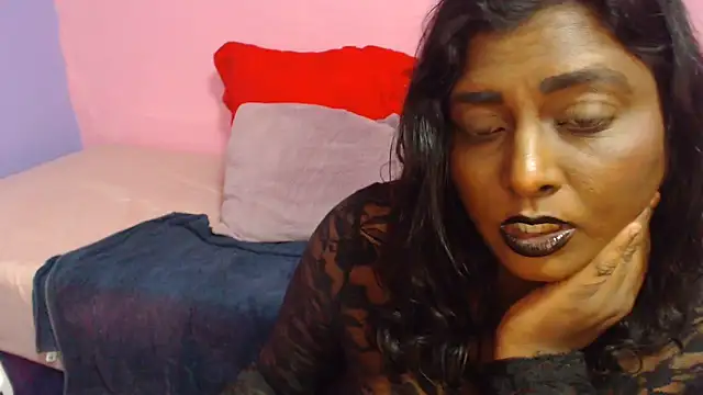 INDIANSIN2's Live XXX Chat