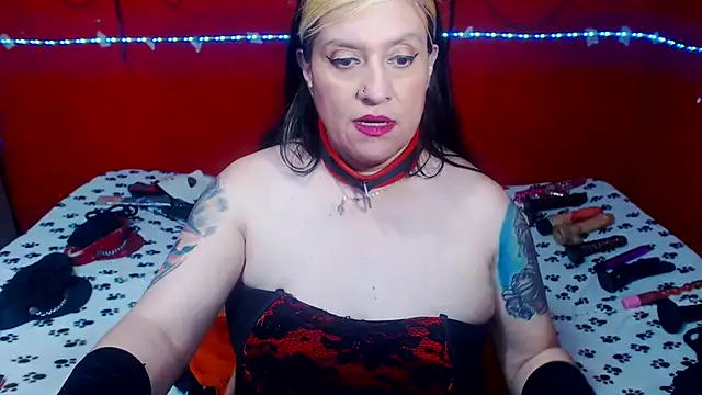 Czat XXX na żywo – MATURE_Randy