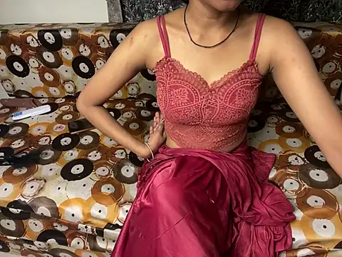 shuhana_ Adlı Modelin Canlı XXX Sohbeti