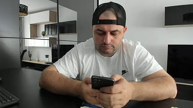 Chat +18 de DravenPeak ao vivo