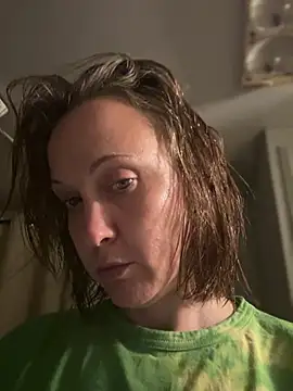 XXX chat uživo modela SexyB214