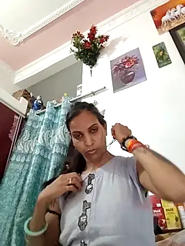 Sexy-Kajal2's Live XXX Chat