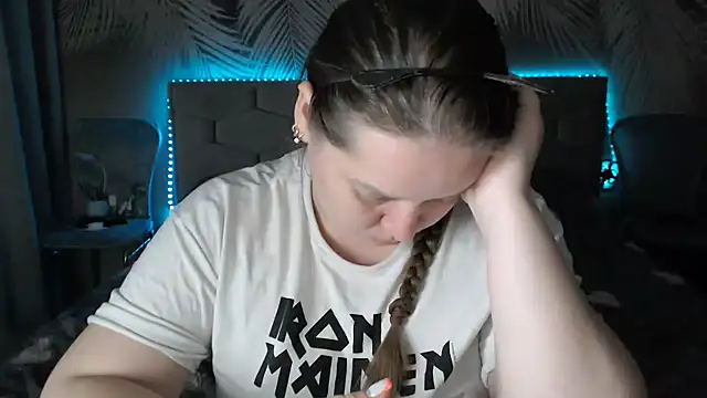 uliastar – Naživo XXX chat
