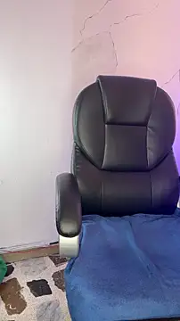 NiickyJones 现场XXX聊天