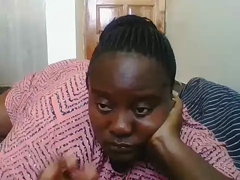 Chat XXX ao vivo de Sexytummygal