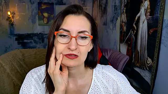UnaTerra's Live XXX Chat