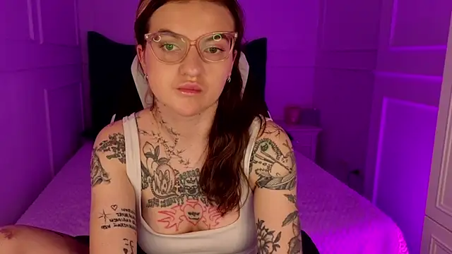 Czat XXX na żywo – sashaglow_