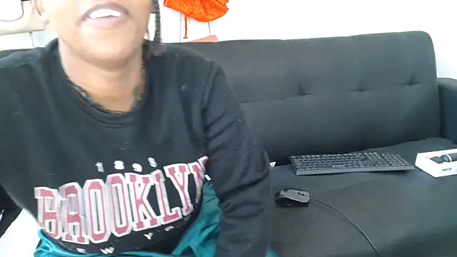 Babymomma98 现场XXX聊天