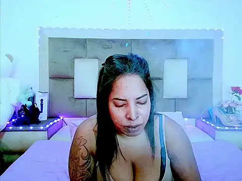 indiantopaz694u's Webcam Show