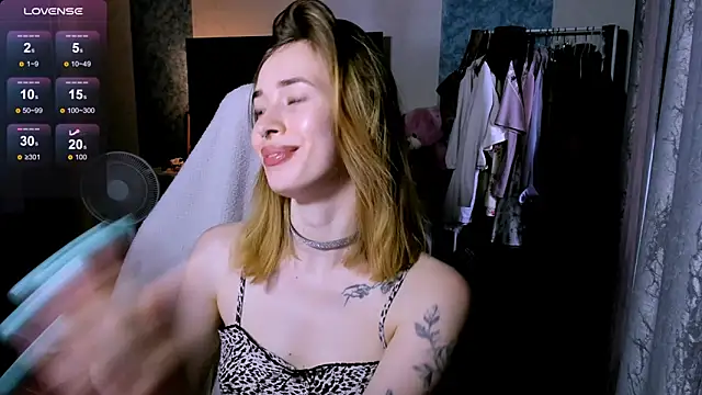 ZoyaMill 라이브 XXX 채팅