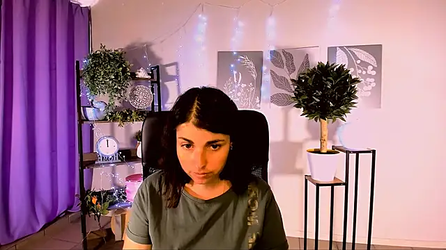MartaEdams' Live XXX Chat