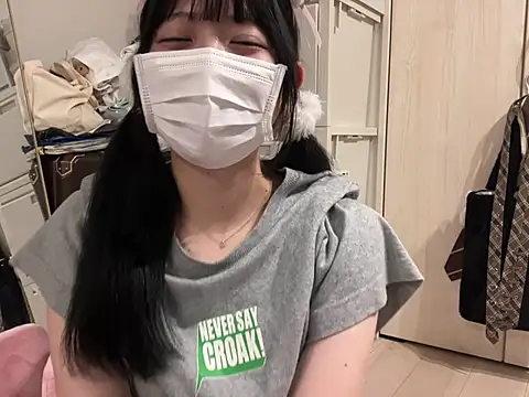 y-u-r-a-33のライブXXXチャット